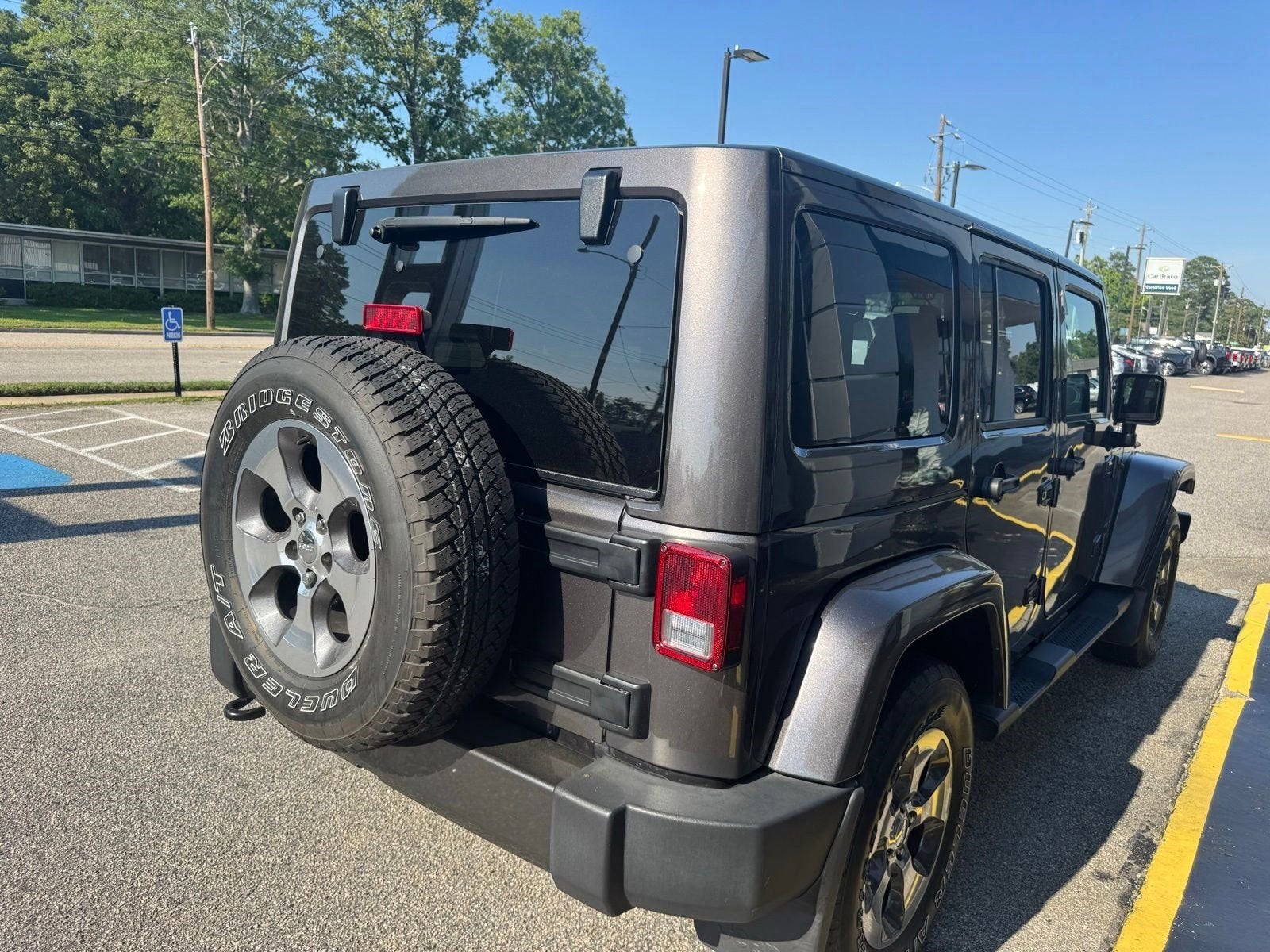 2017 Jeep Wrangler Unlimited Sahara 4x4