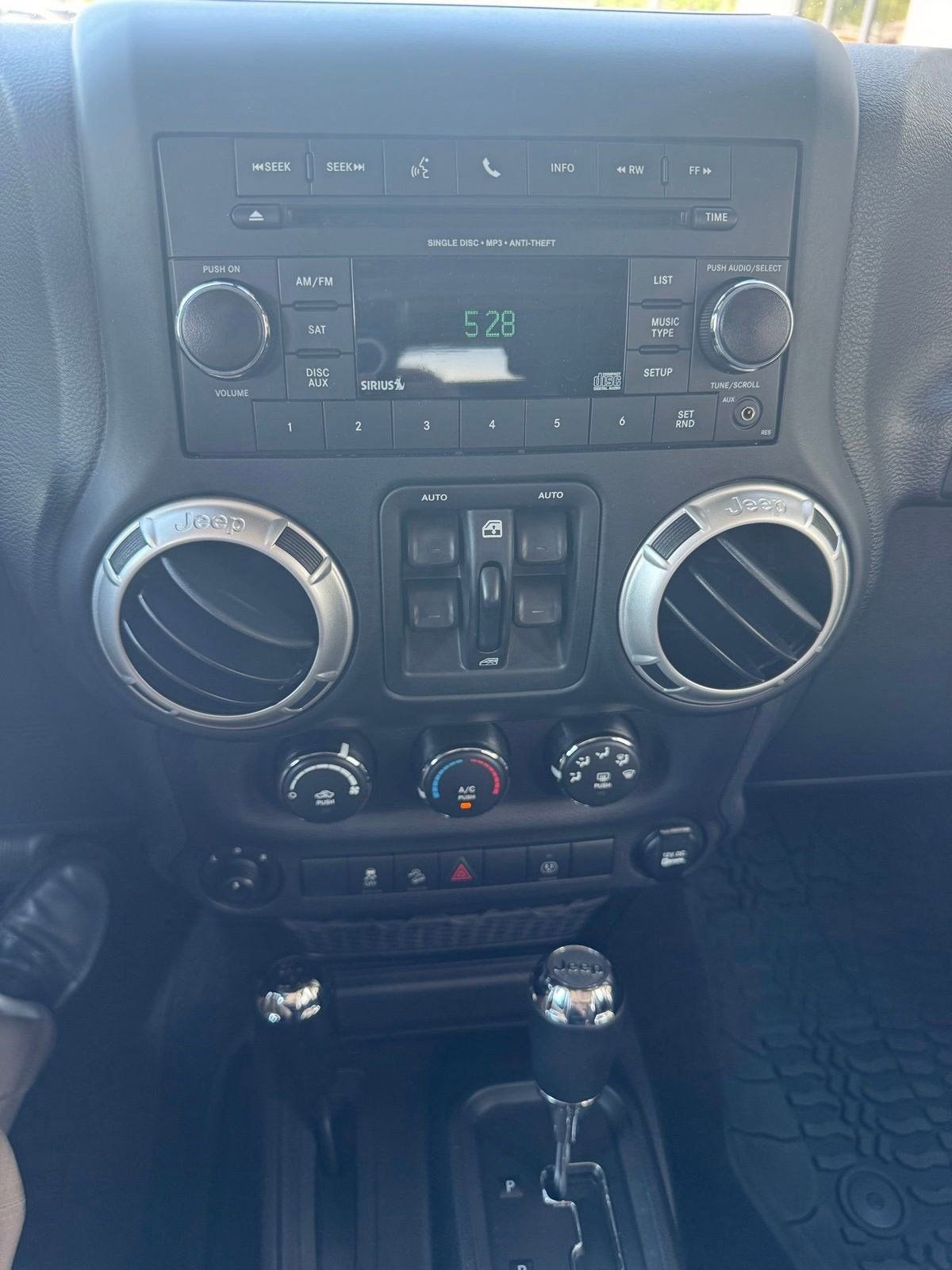2017 Jeep Wrangler Unlimited Sahara 4x4