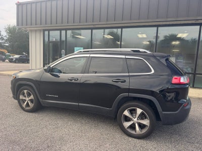 2021 Jeep Cherokee Limited FWD