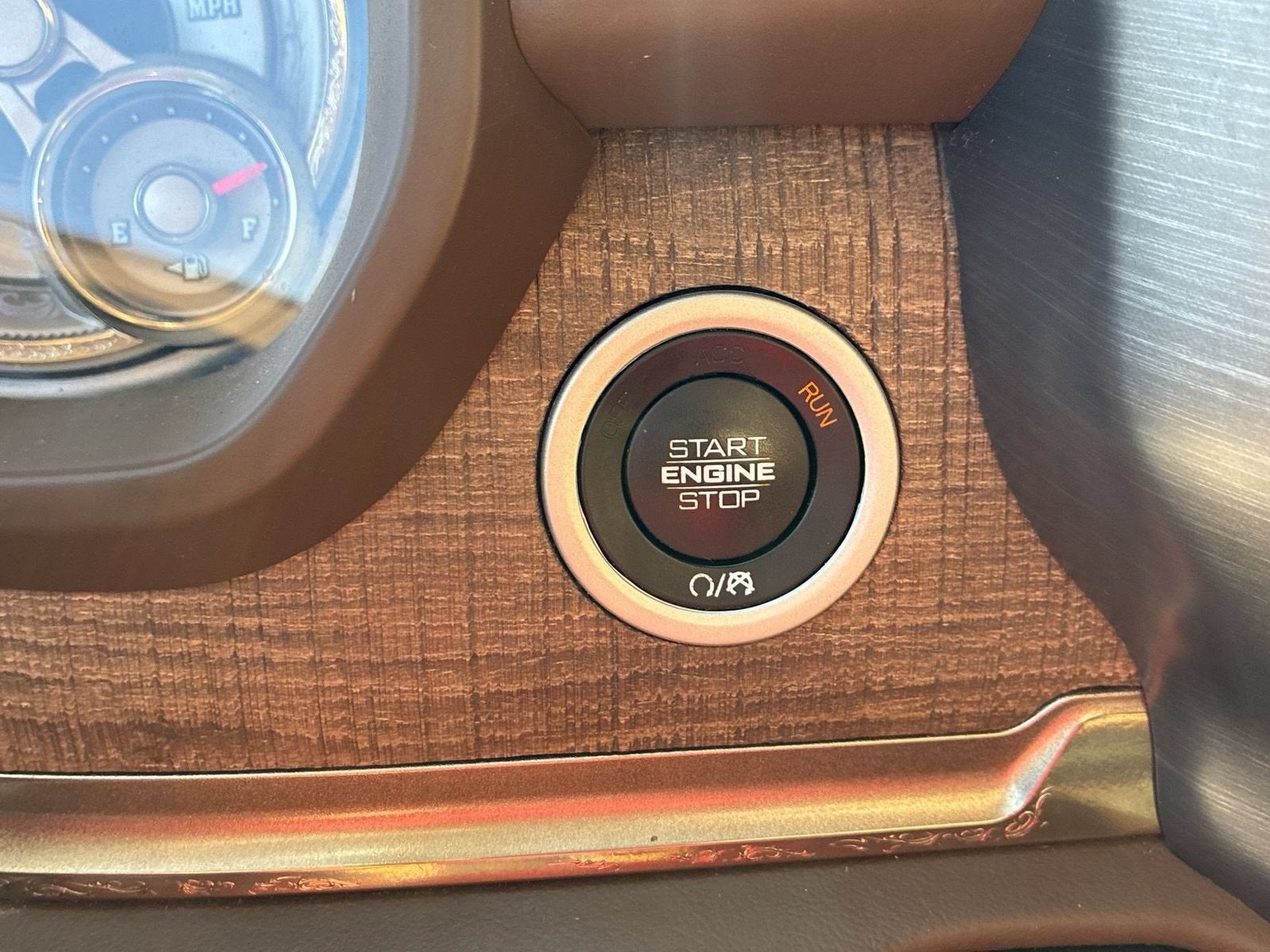 2019 RAM 1500 Longhorn Crew Cab 4x2 5'7" Box