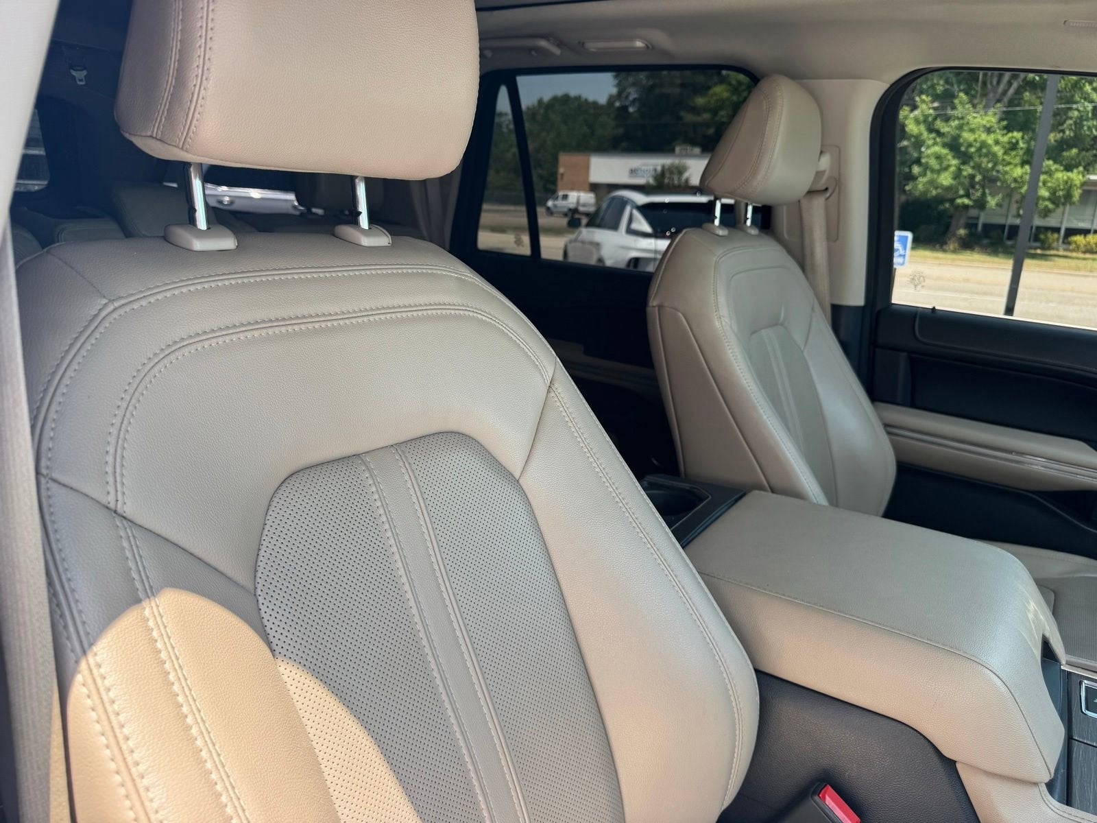 2023 Ford Expedition Limited MAX