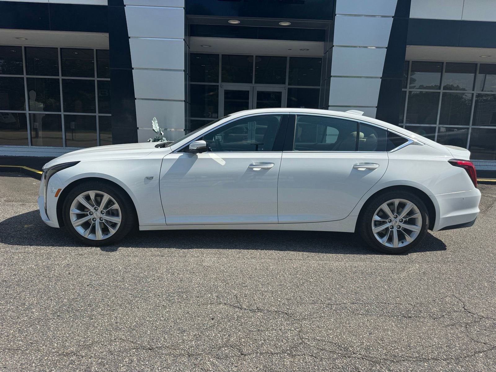 2025 Cadillac CT5 Premium Luxury