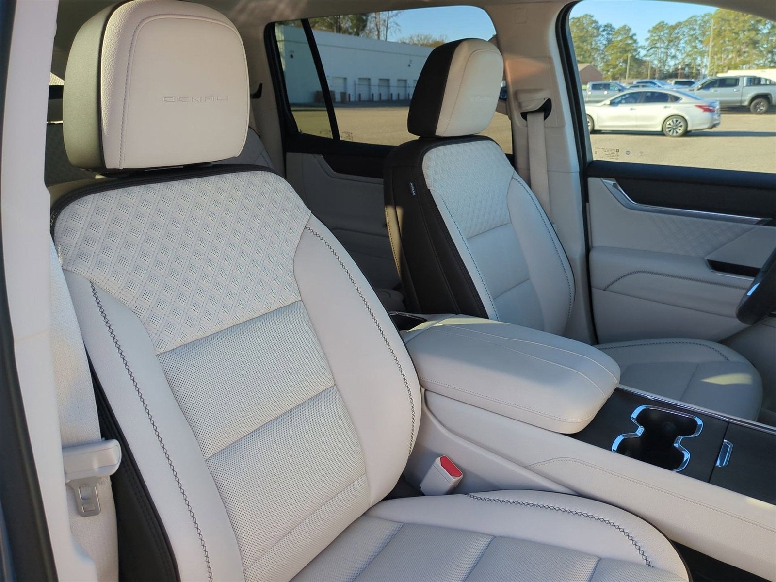 2024 GMC Acadia Denali