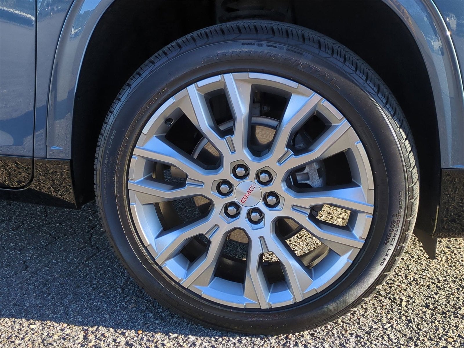 2024 GMC Acadia Denali