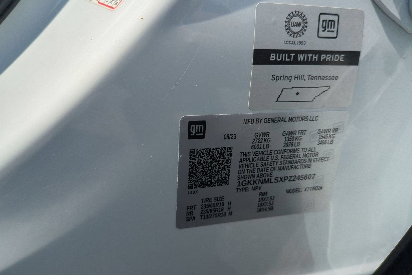 2023 GMC Acadia SLT