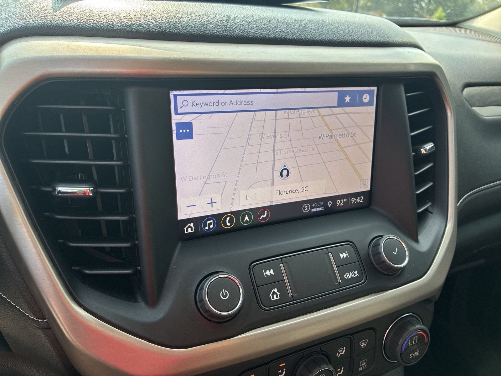 2022 GMC Acadia Denali
