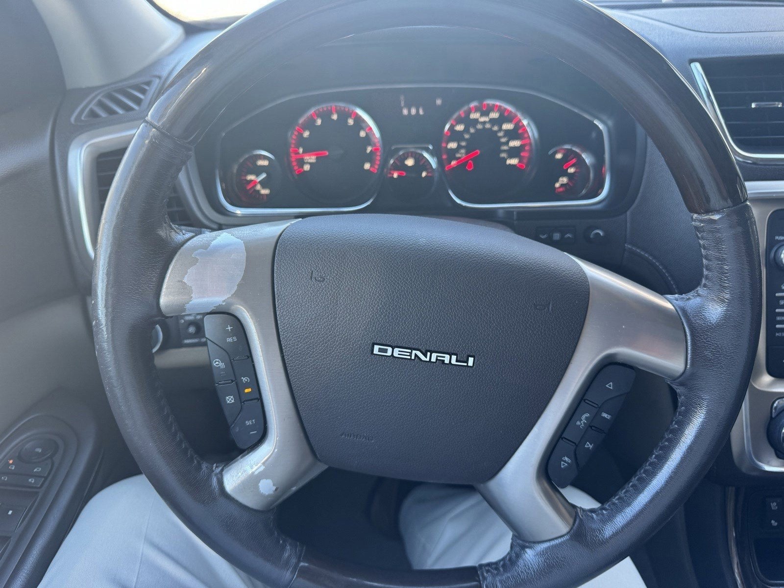 2015 GMC Acadia Denali