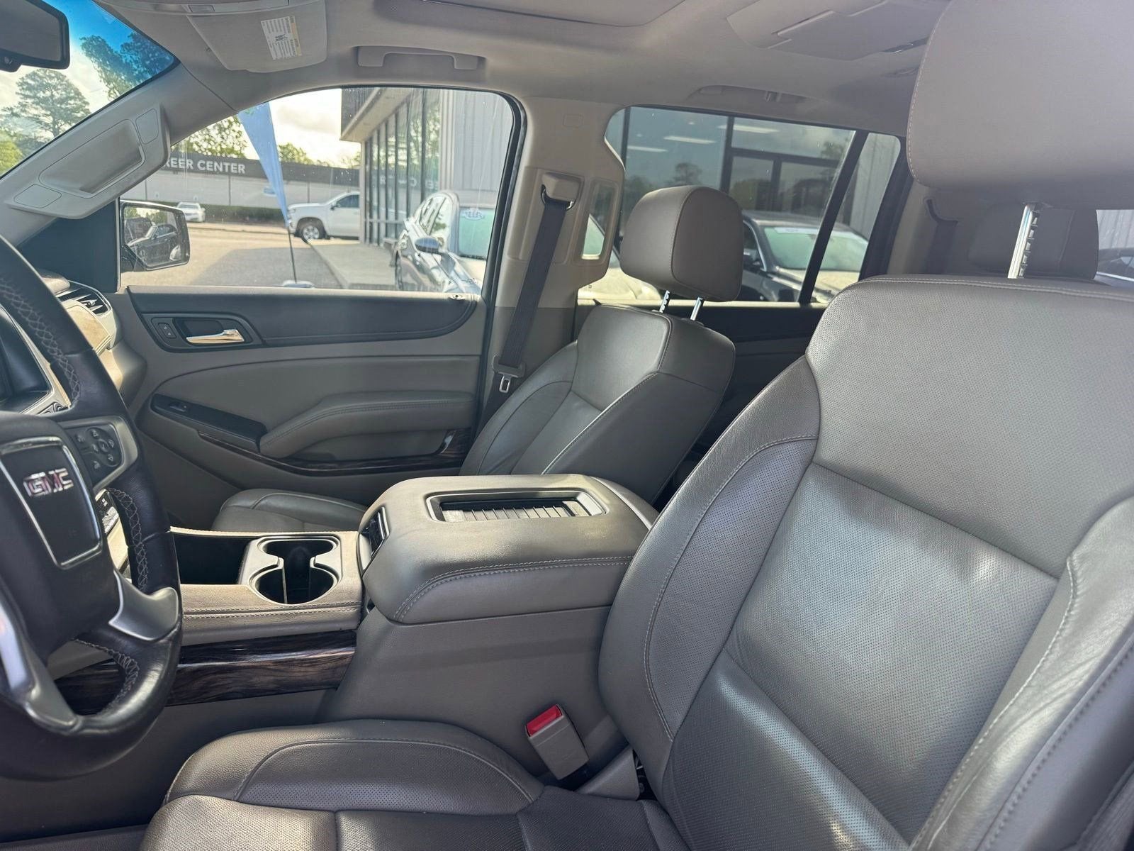 2017 GMC Yukon XL SLT