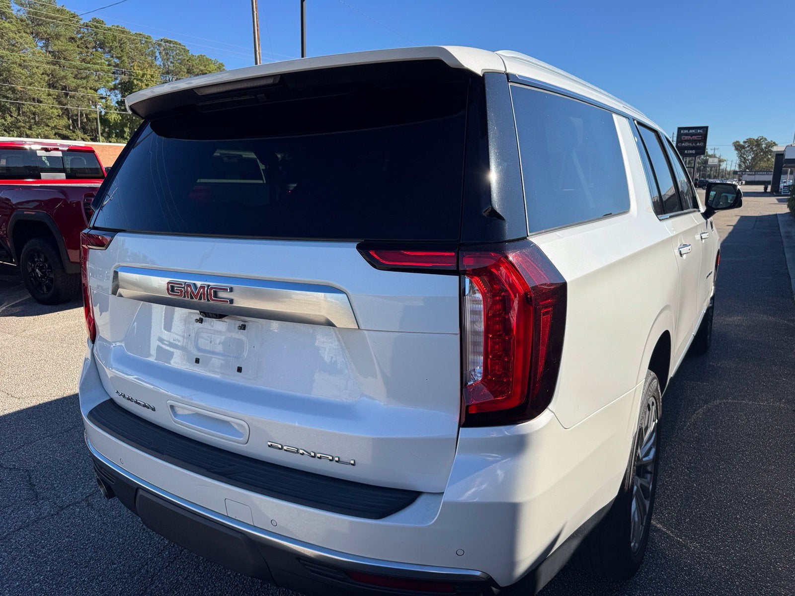 2022 GMC Yukon XL Denali