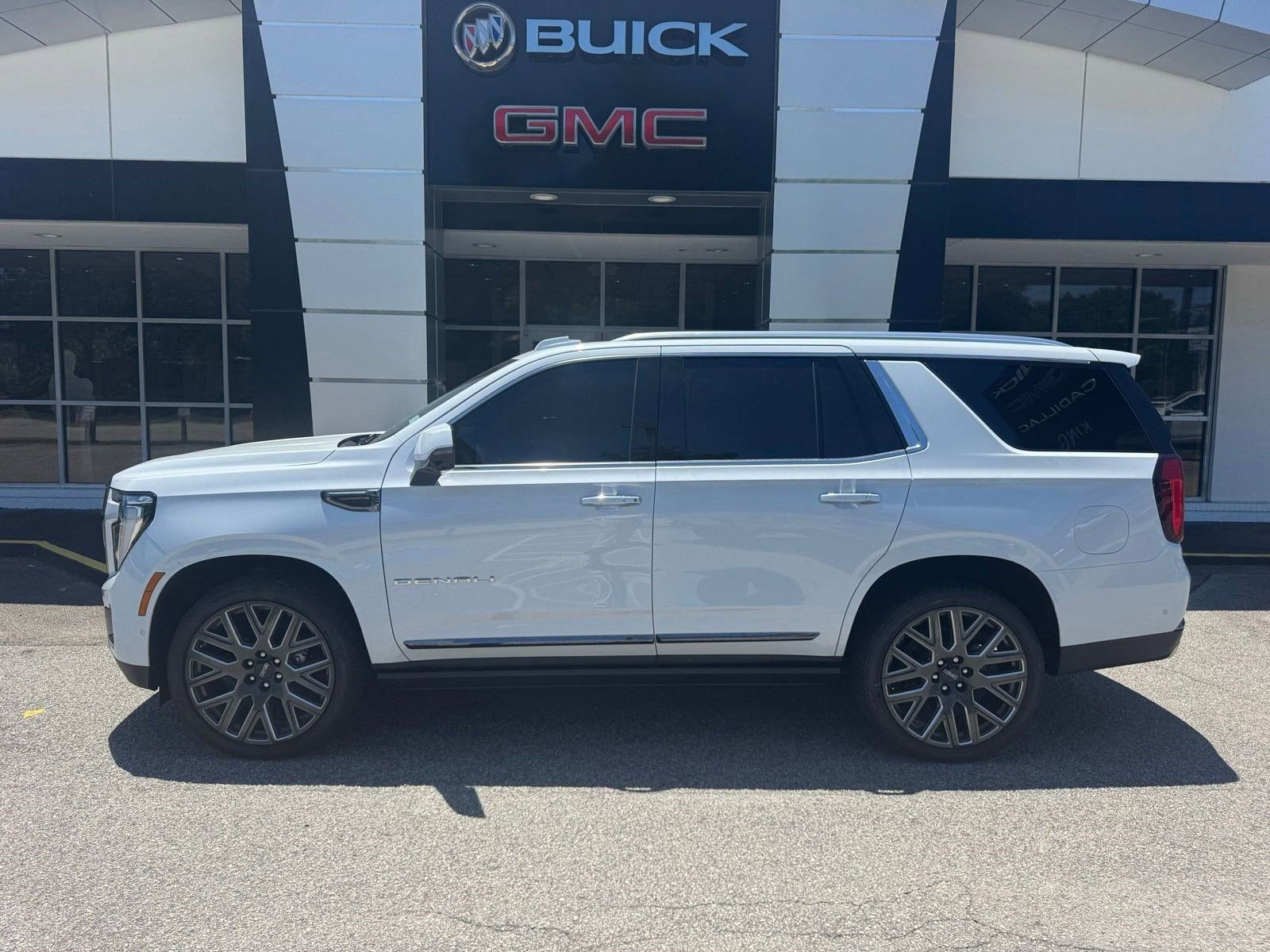 2026 GMC Yukon Denali Ultimate