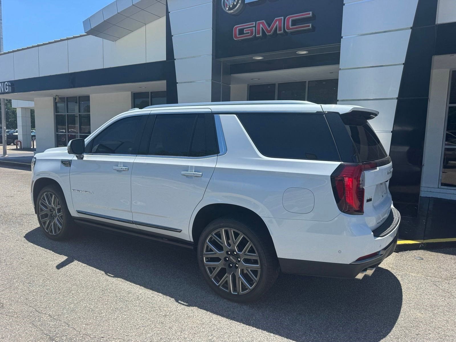 2026 GMC Yukon Denali Ultimate