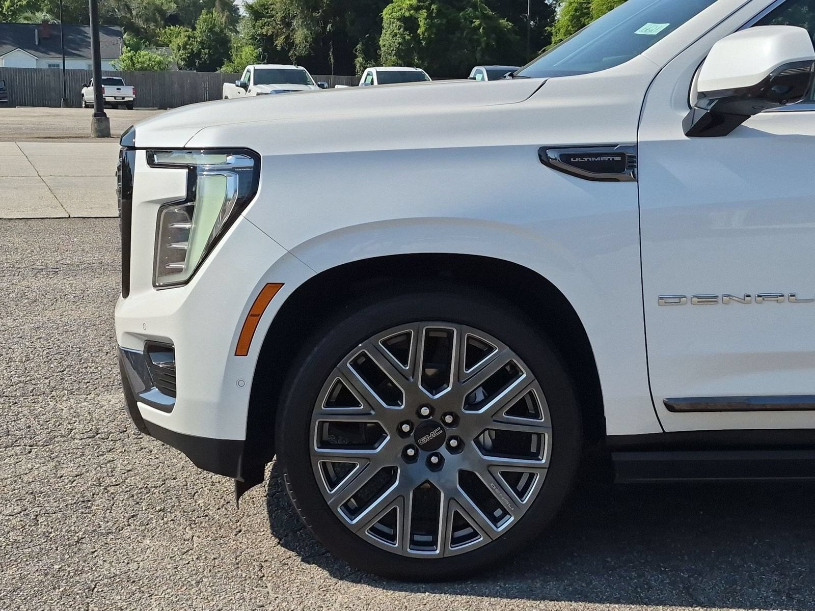 2025 GMC Yukon Denali Ultimate