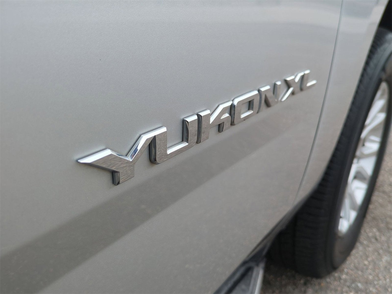 2020 GMC Yukon XL SLT