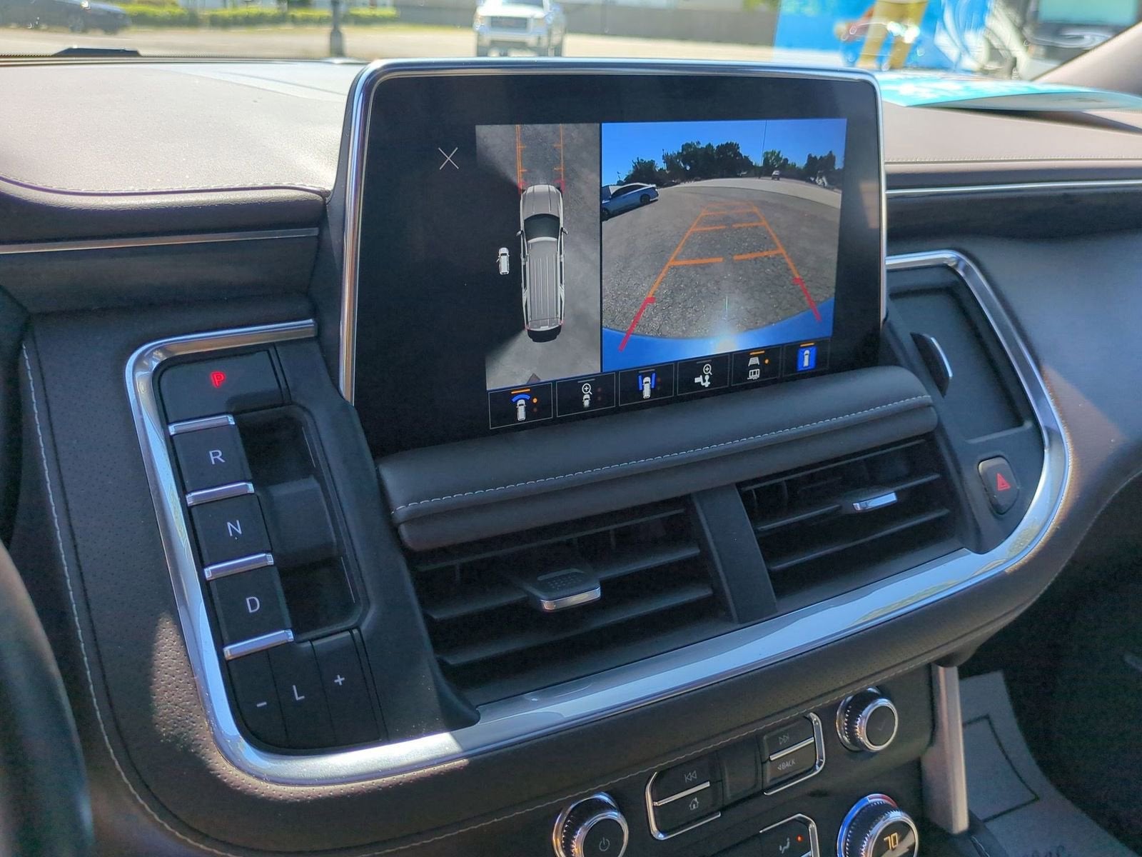 2024 GMC Yukon XL SLT
