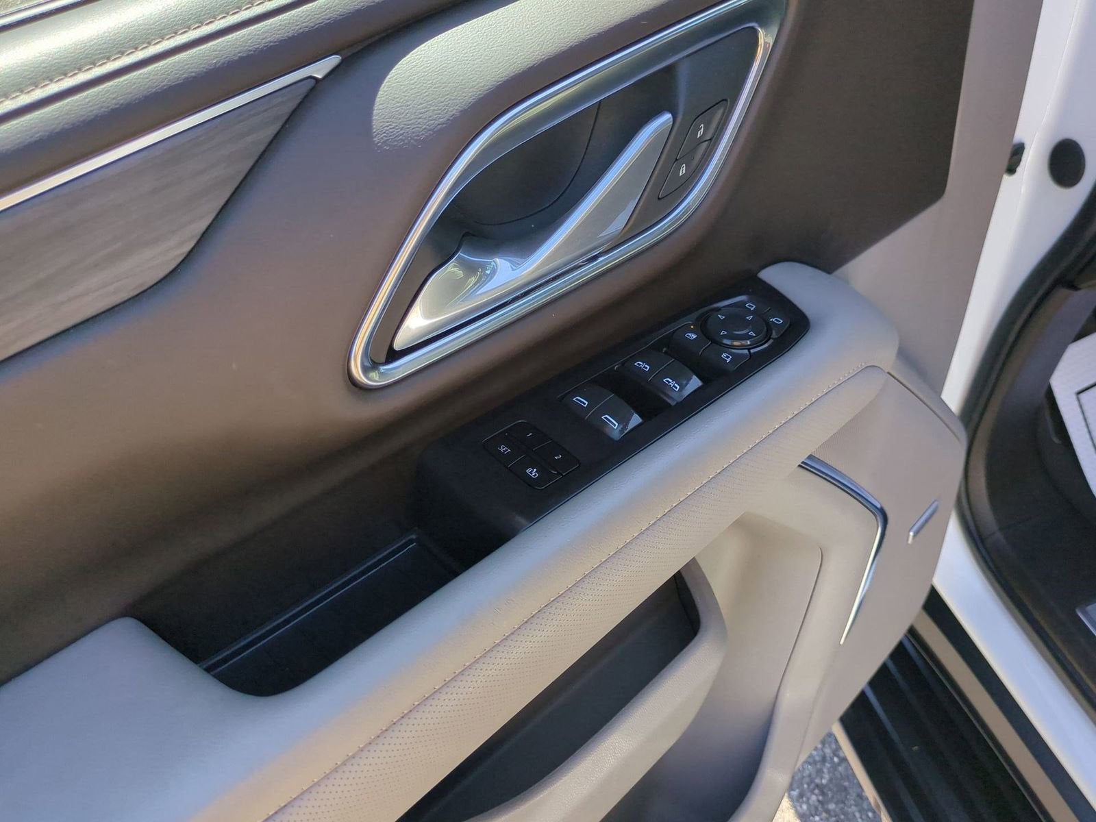 2024 GMC Yukon XL SLT