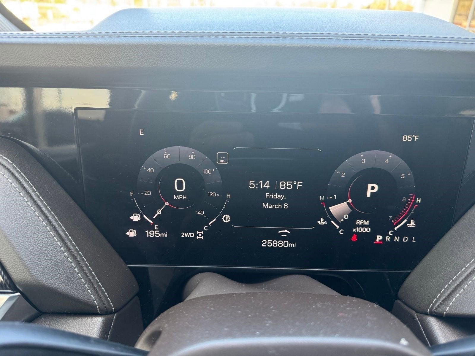 2025 GMC Yukon XL Elevation