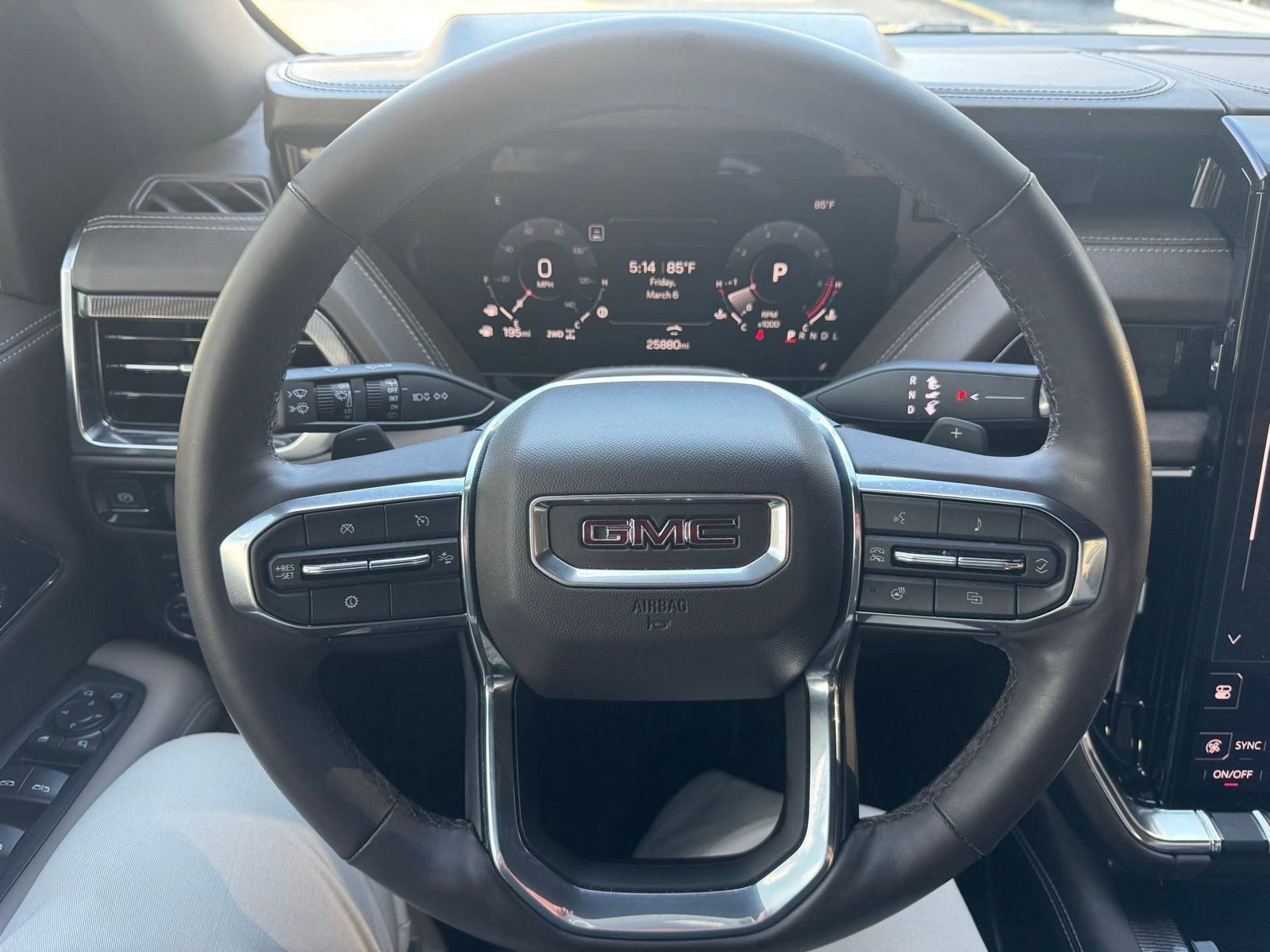 2025 GMC Yukon XL Elevation