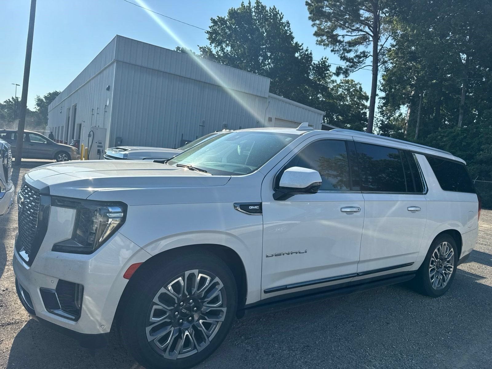 2023 GMC Yukon XL Denali Ultimate