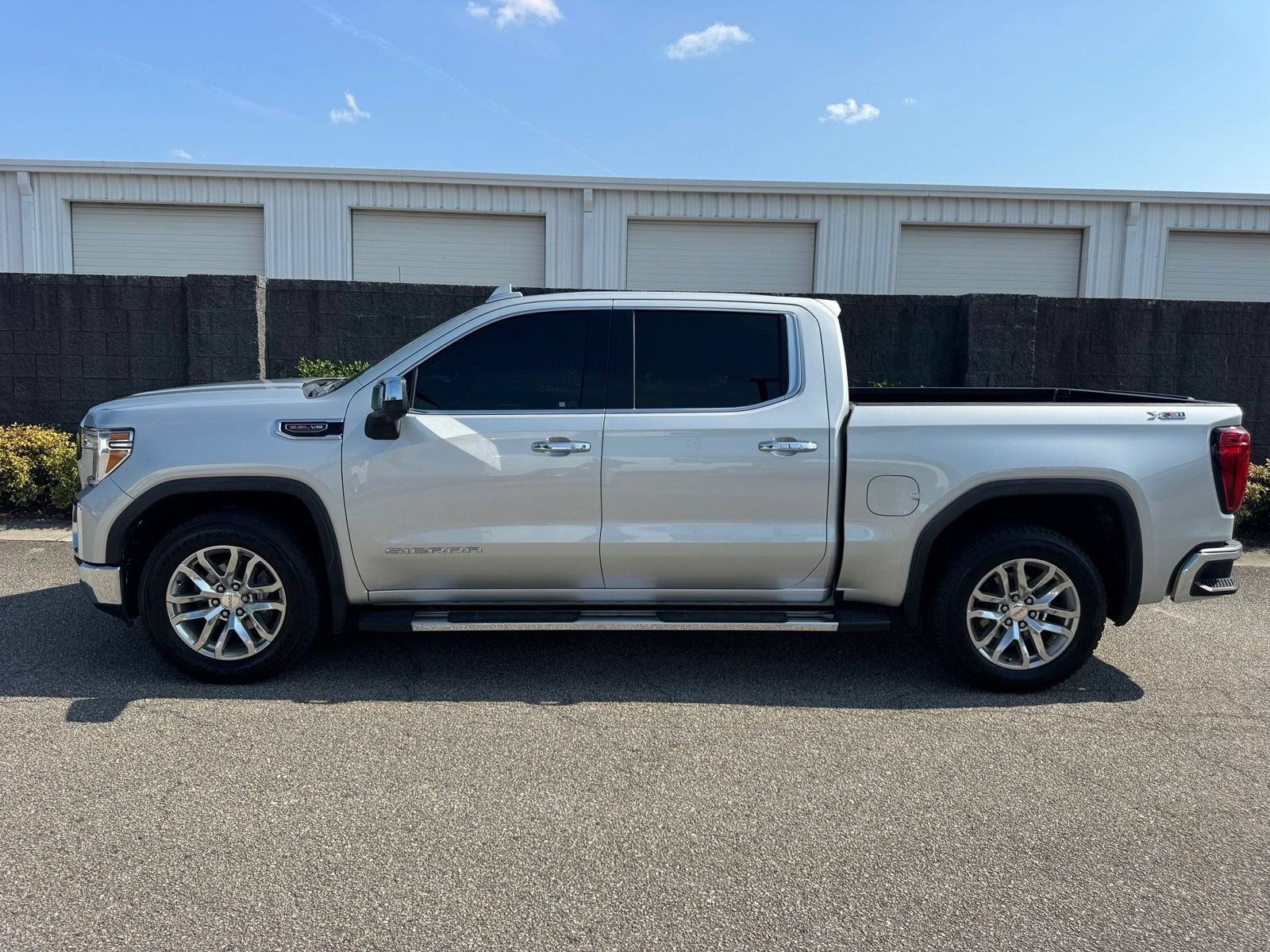 2021 GMC Sierra 1500 SLT