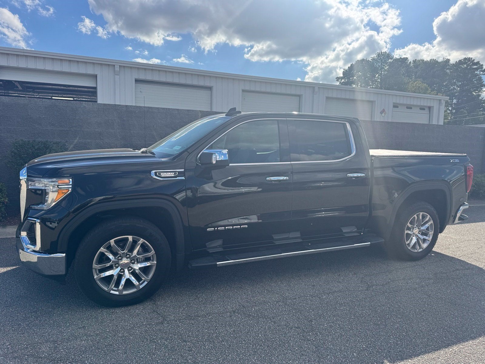 2021 GMC Sierra 1500 SLT