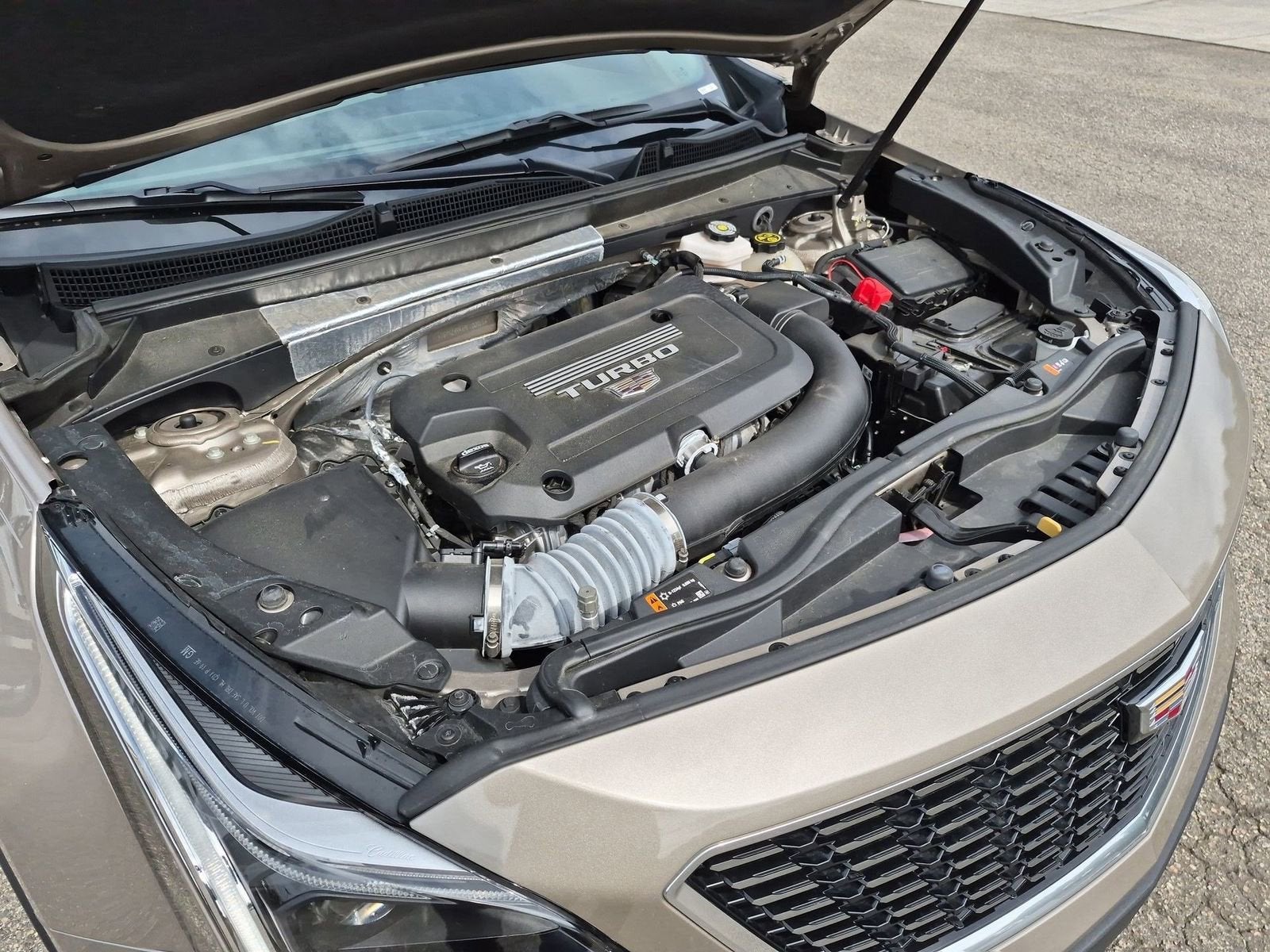 2023 Cadillac XT4 Luxury