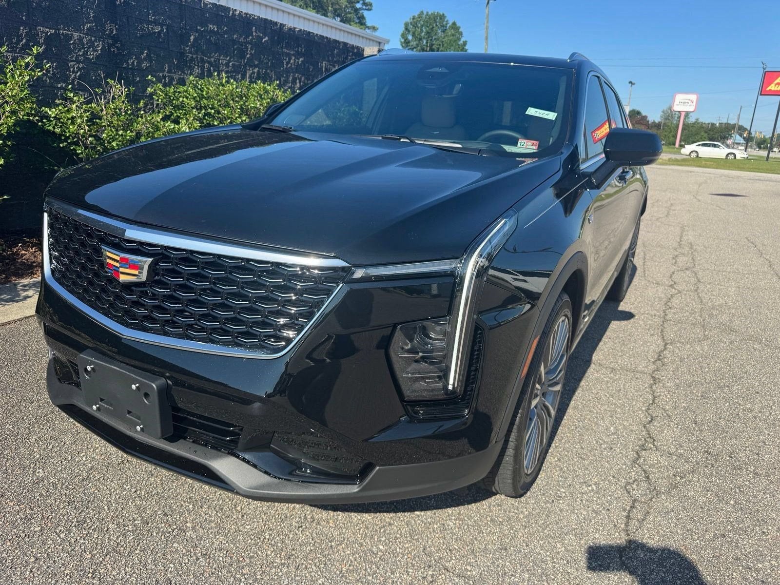 2024 Cadillac XT4 Premium Luxury