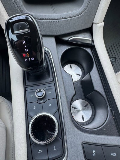 2020 Cadillac XT5 Premium Luxury FWD