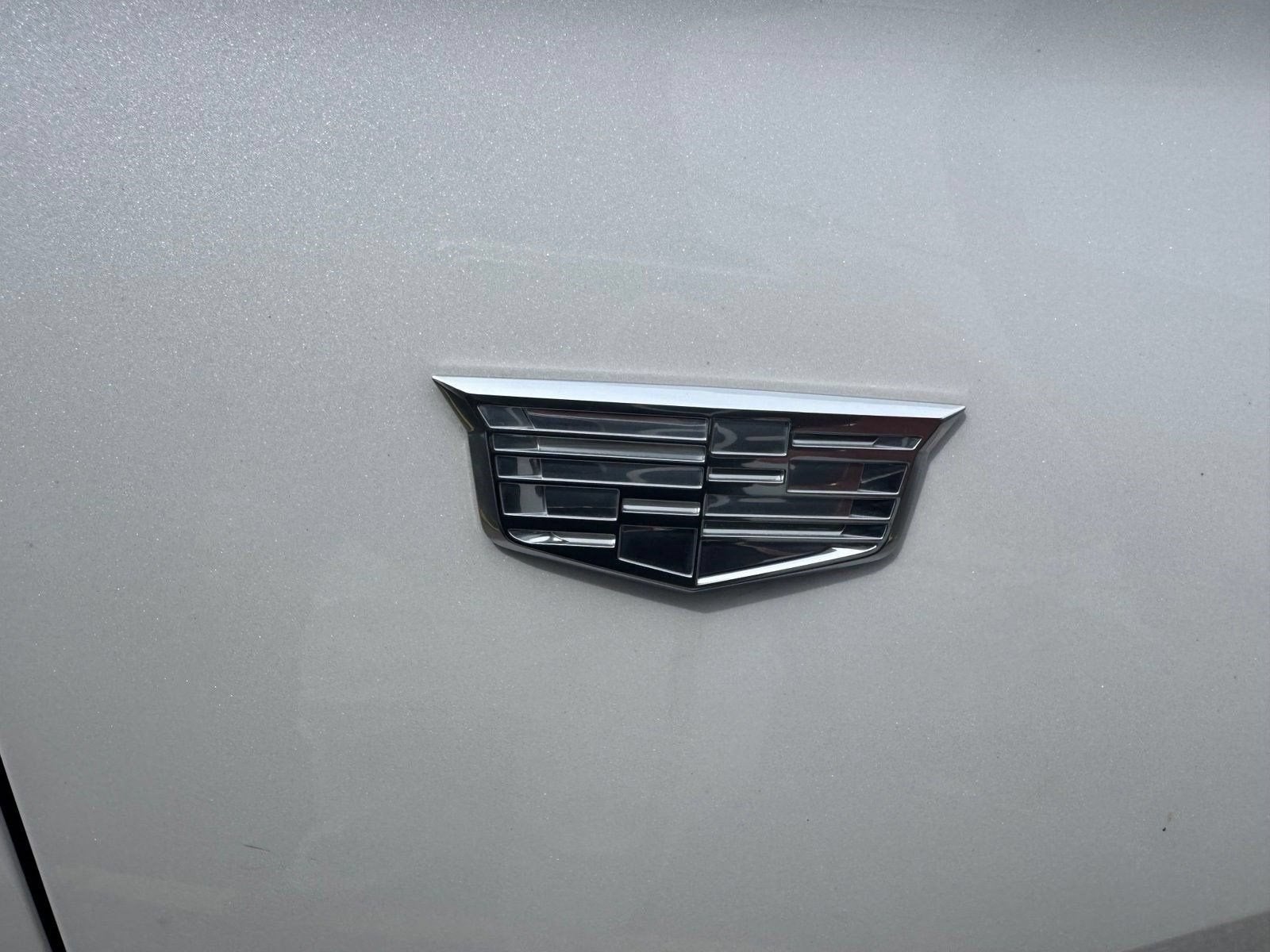 2024 Cadillac XT6 Luxury