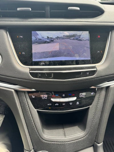 2024 Cadillac XT6 Luxury