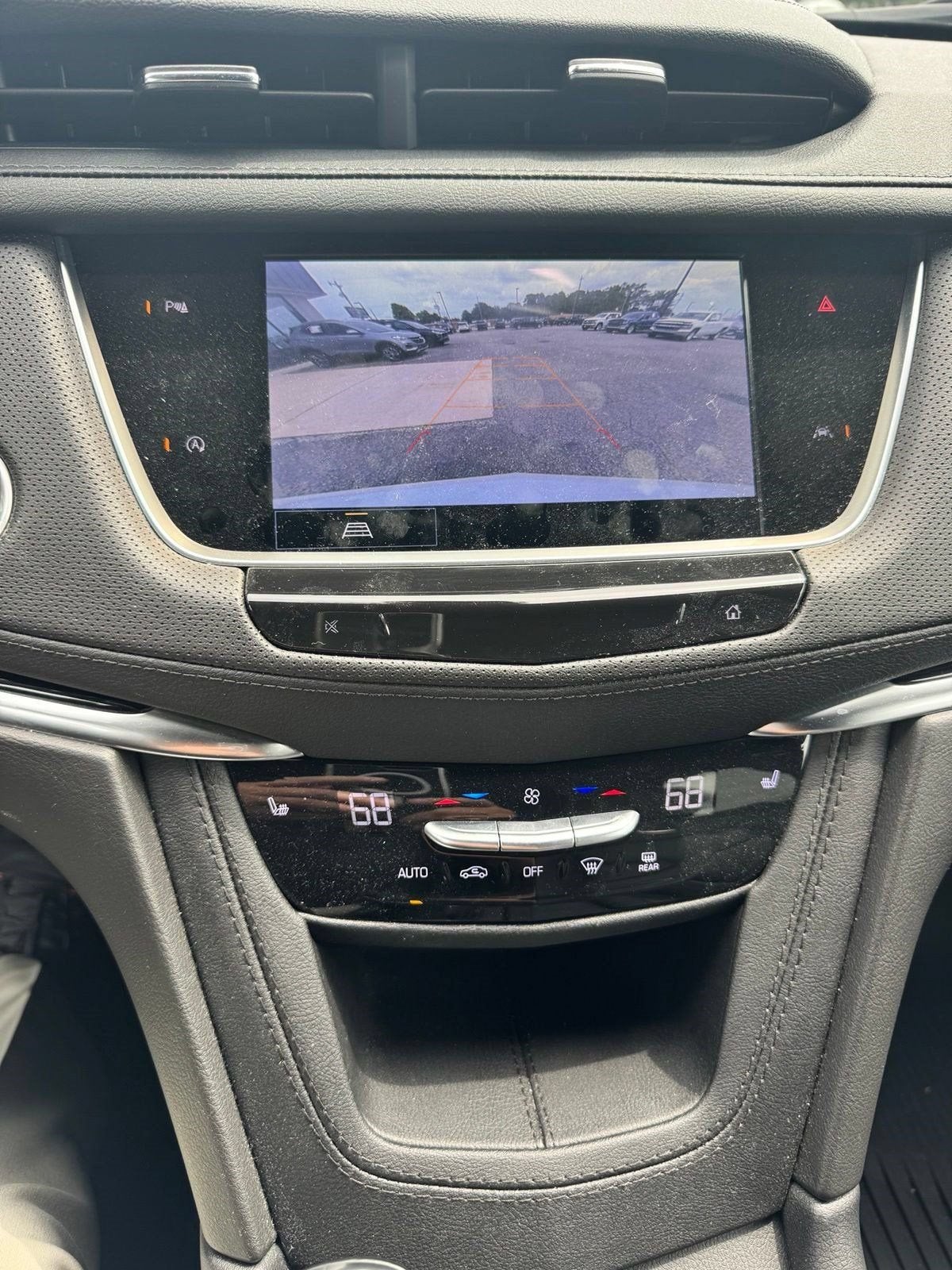 2024 Cadillac XT6 Luxury