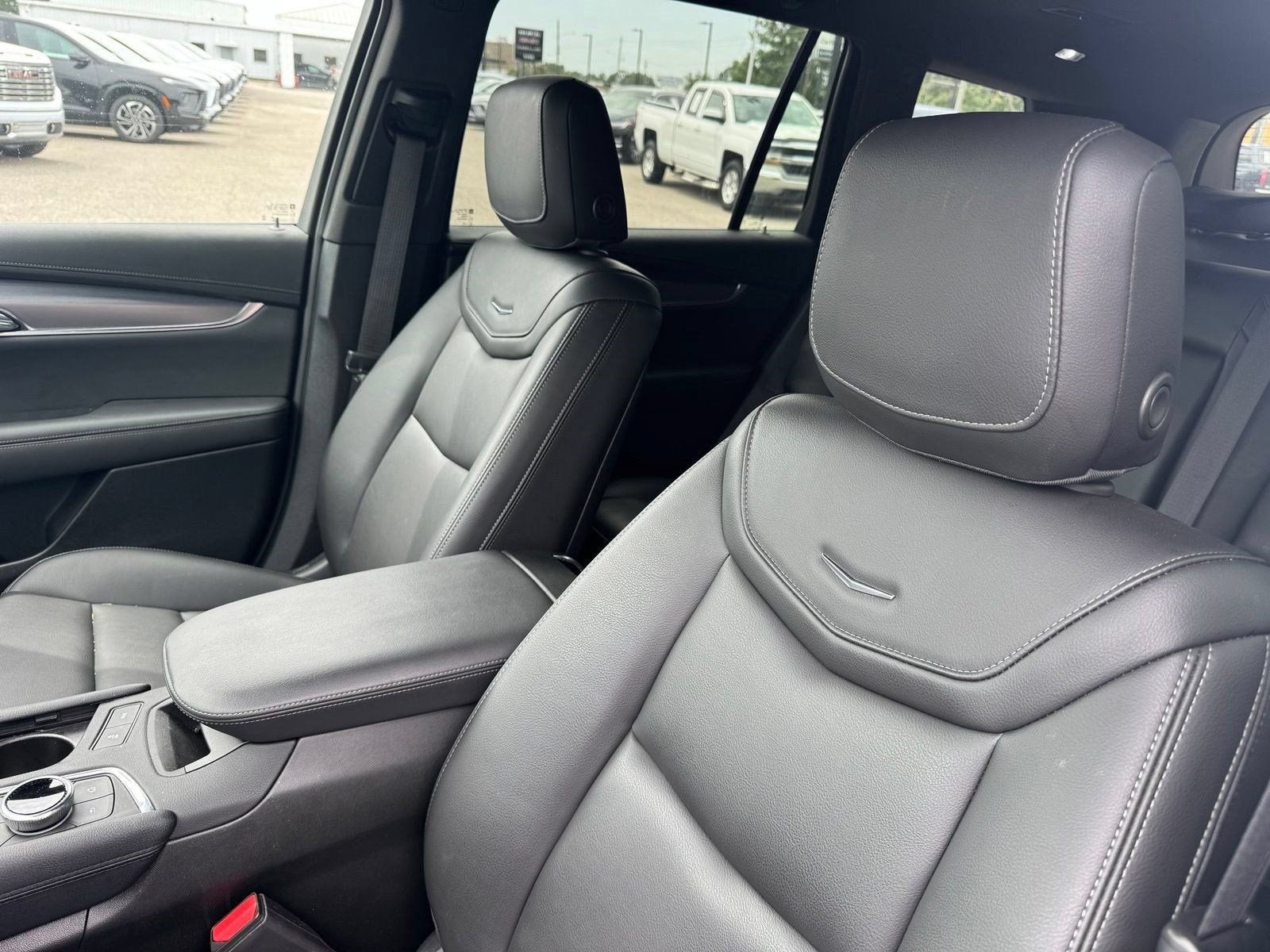 2024 Cadillac XT6 Luxury