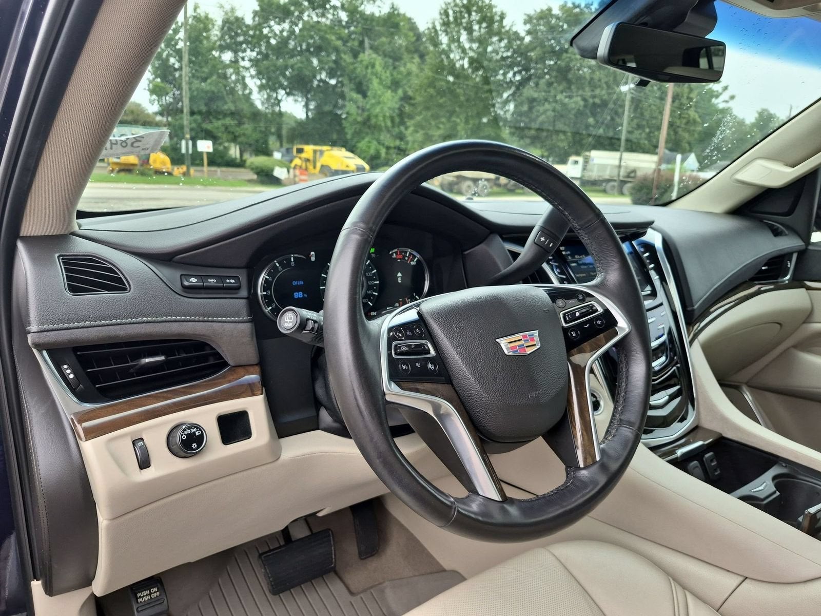 2019 Cadillac Escalade Luxury