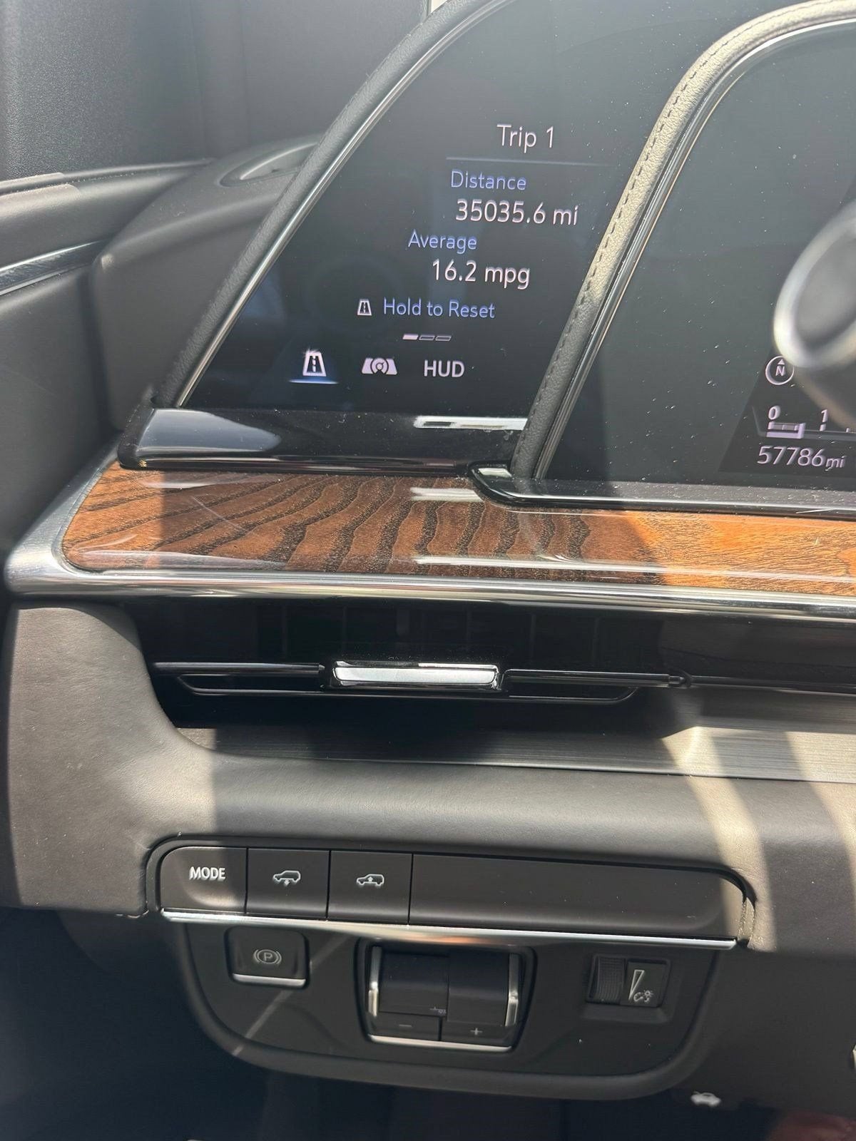2022 Cadillac Escalade ESV Sport Platinum