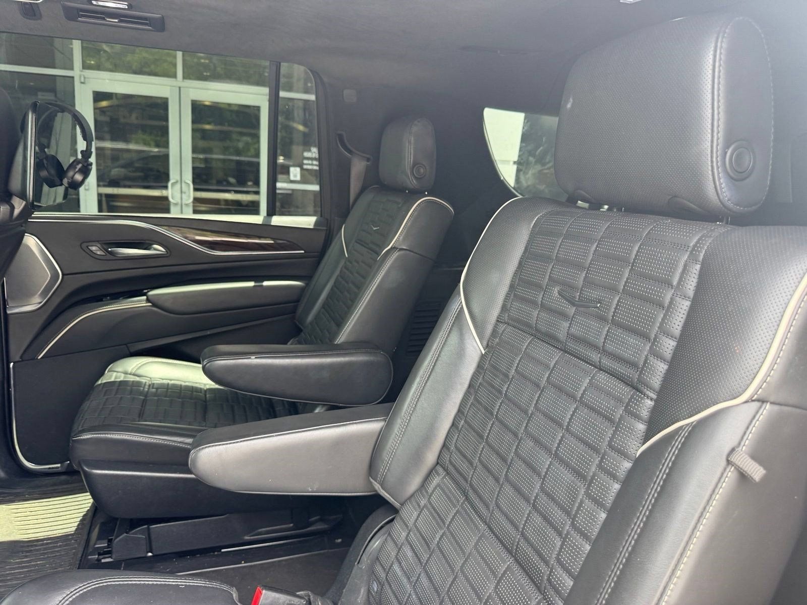 2022 Cadillac Escalade ESV Sport Platinum