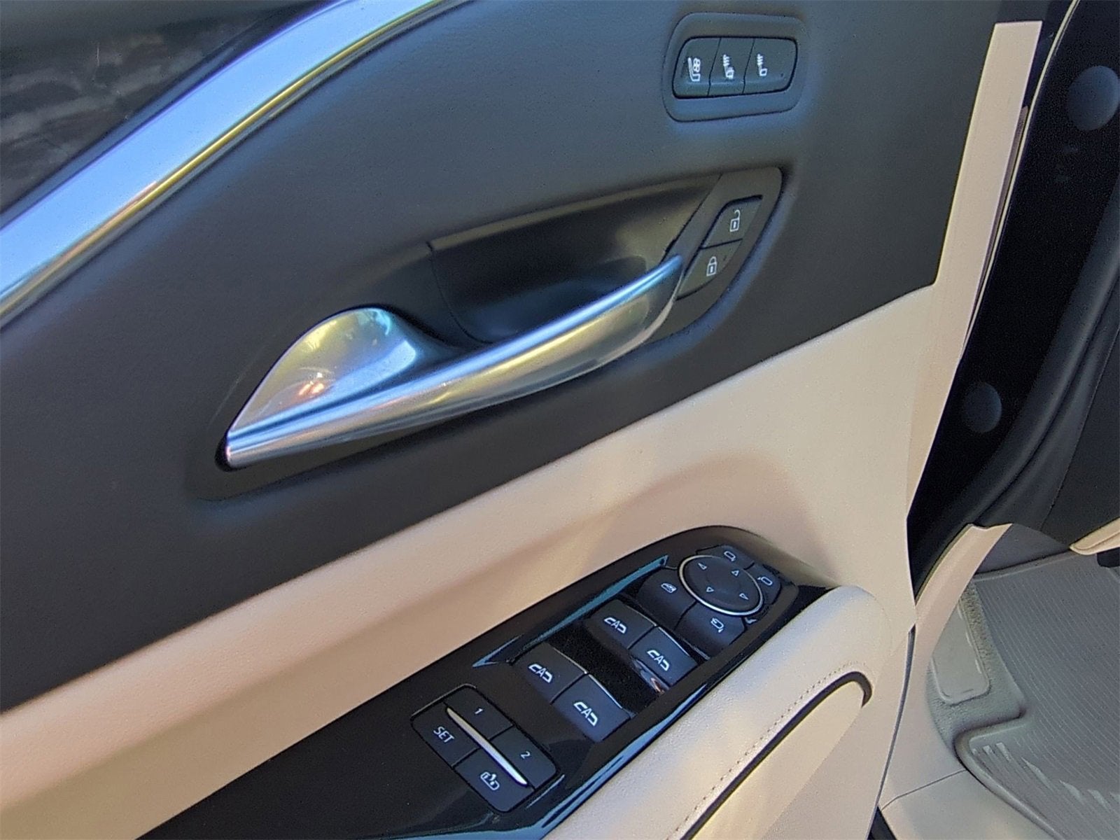 2021 Cadillac Escalade ESV Premium Luxury