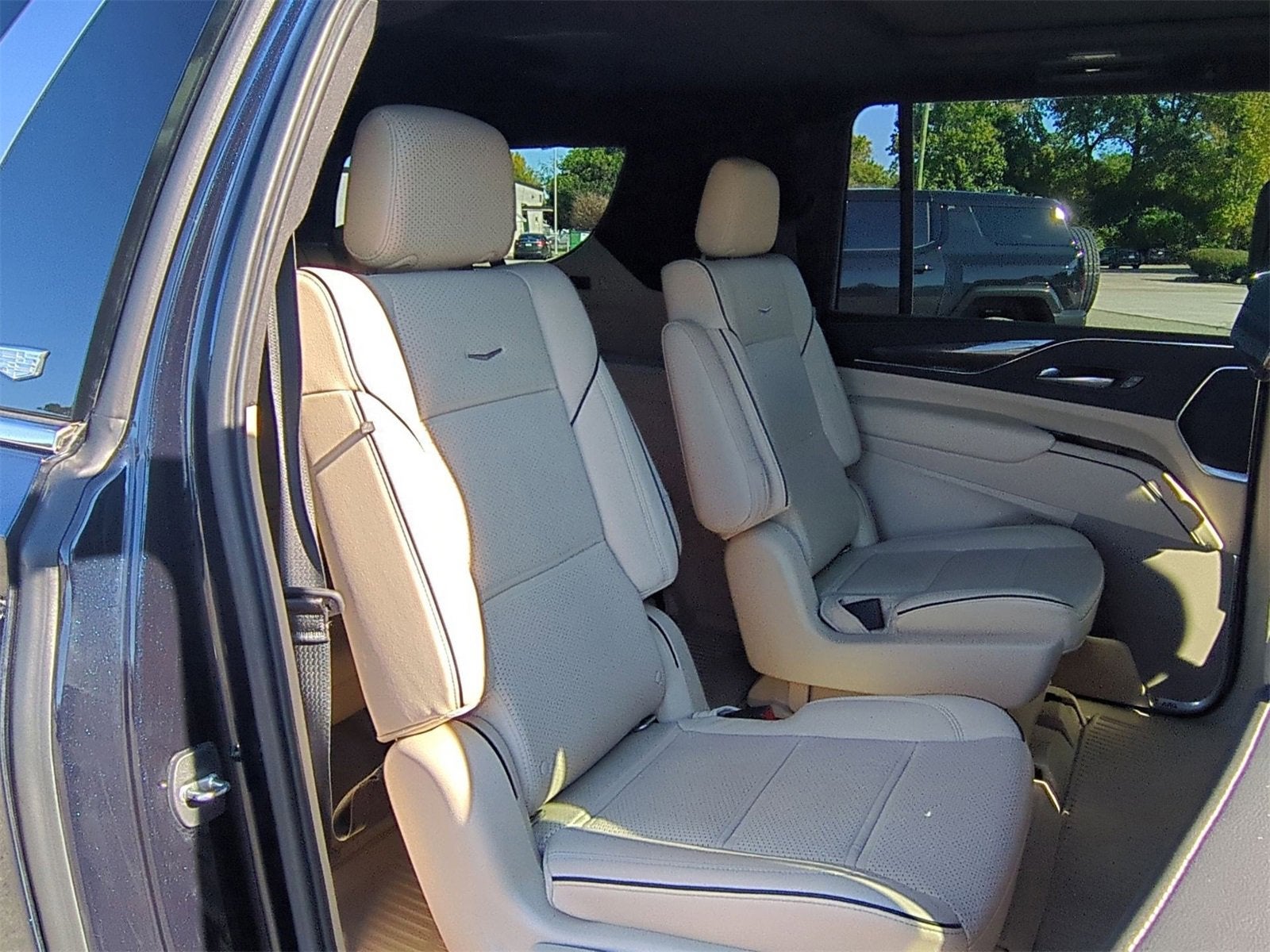 2021 Cadillac Escalade ESV Premium Luxury