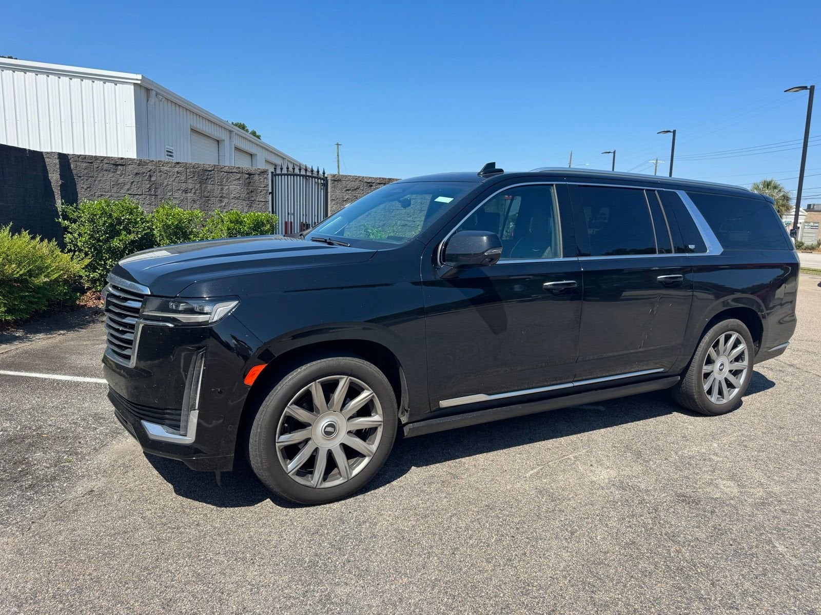 2023 Cadillac Escalade ESV Premium Luxury Platinum