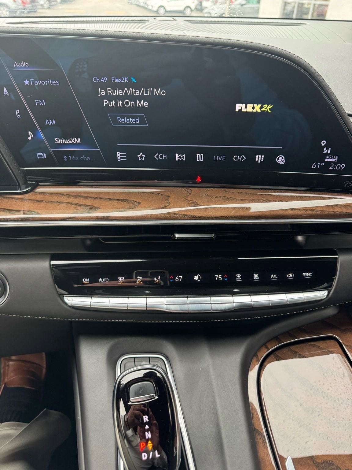 2023 Cadillac Escalade ESV Sport Platinum