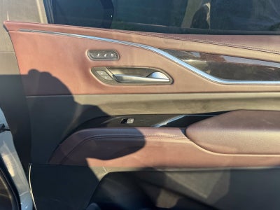 2023 Cadillac Escalade ESV 4WD Sport Platinum