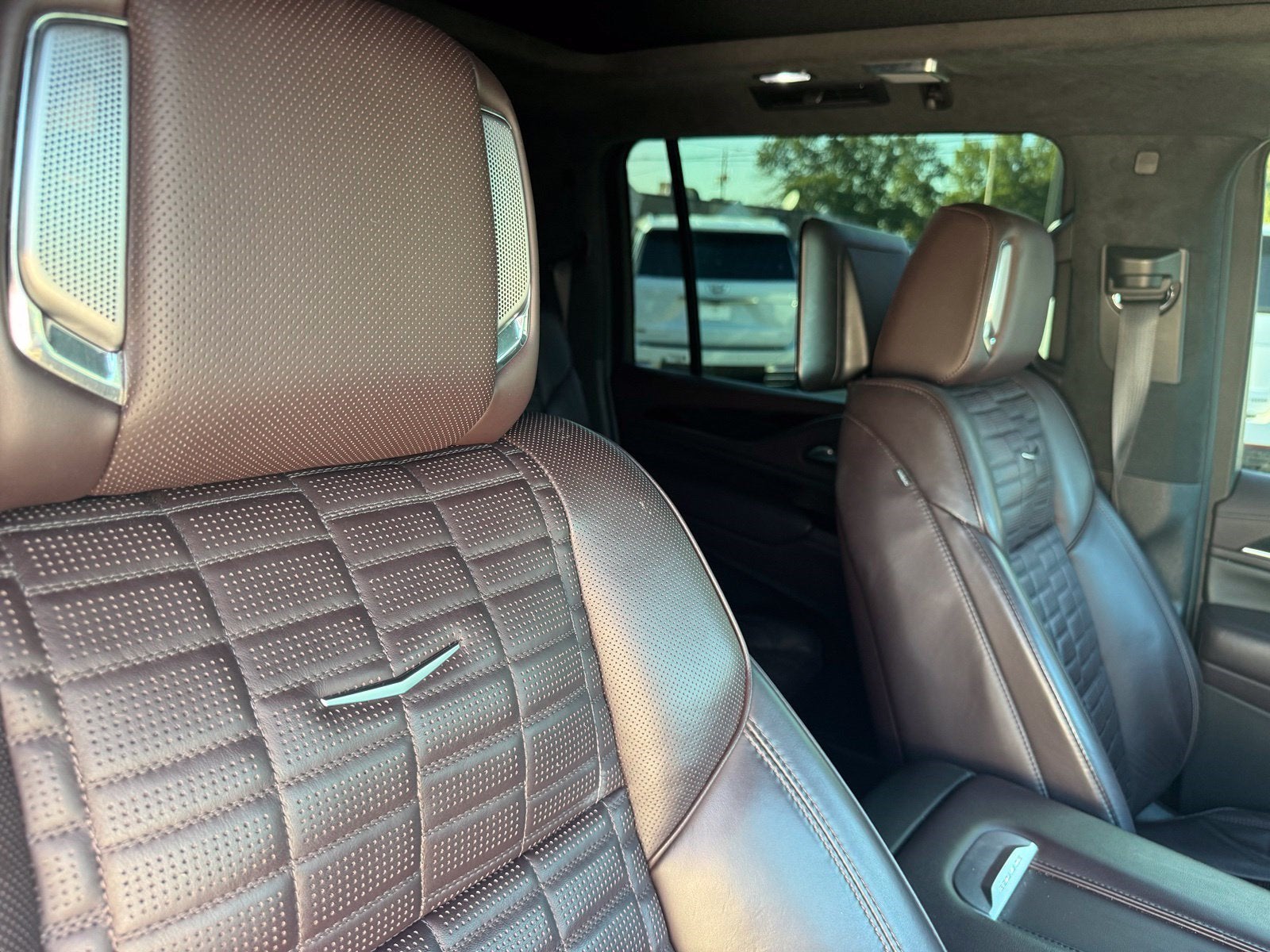 2023 Cadillac Escalade ESV 4WD Sport Platinum