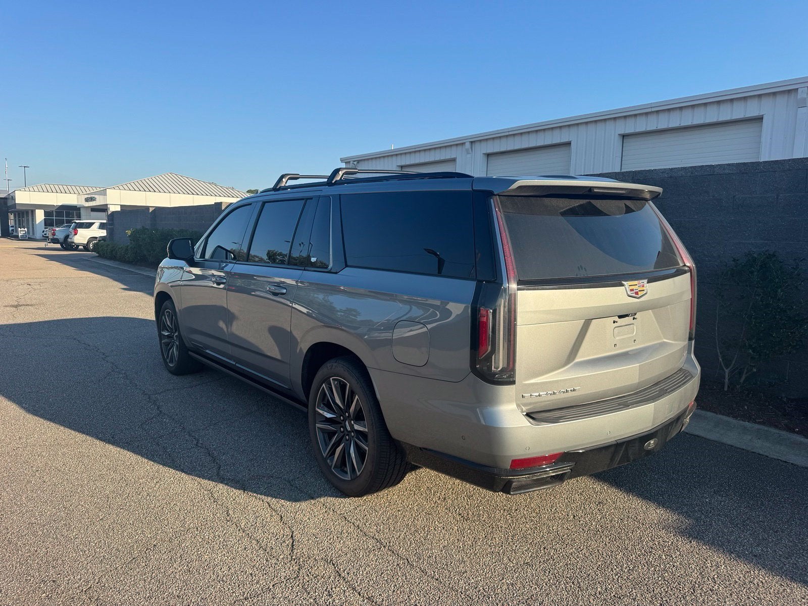 2023 Cadillac Escalade ESV 4WD Sport Platinum