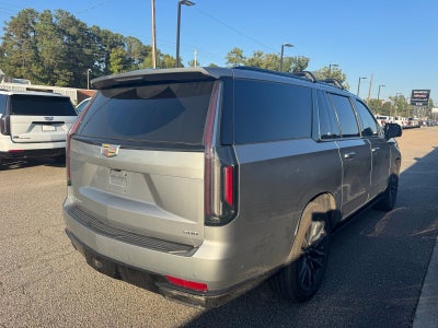 2023 Cadillac Escalade ESV 4WD Sport Platinum