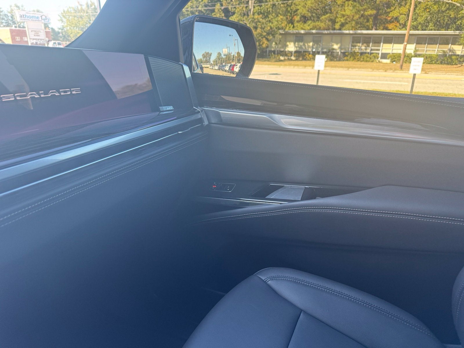 2025 Cadillac Escalade Luxury