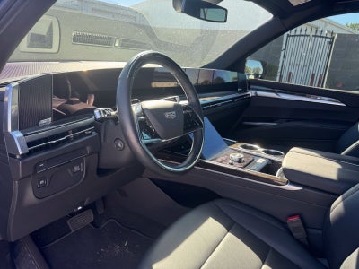 2025 Cadillac Escalade Luxury