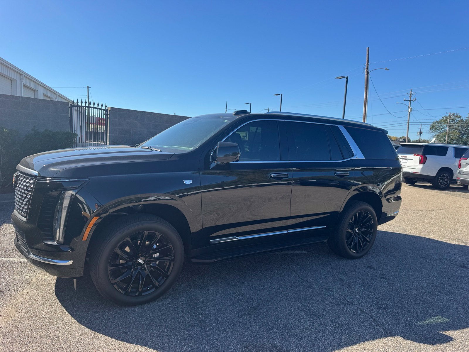 2025 Cadillac Escalade Luxury