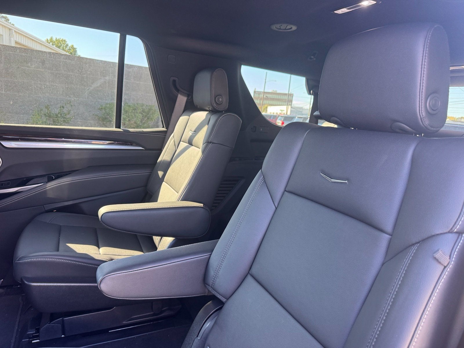 2025 Cadillac Escalade Luxury