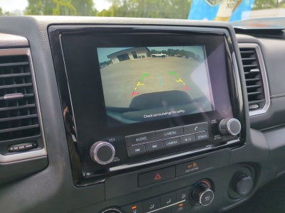 2022 Nissan Frontier Crew Cab SV 4x2