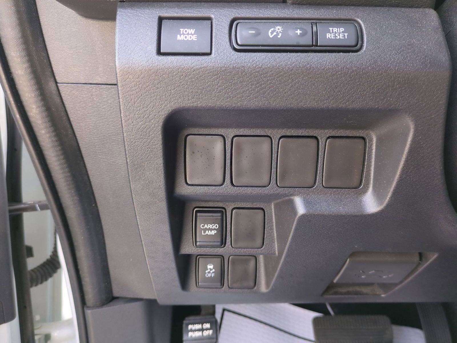 2022 Nissan Frontier Crew Cab SV 4x2