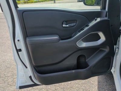 2022 Nissan Frontier Crew Cab SV 4x2