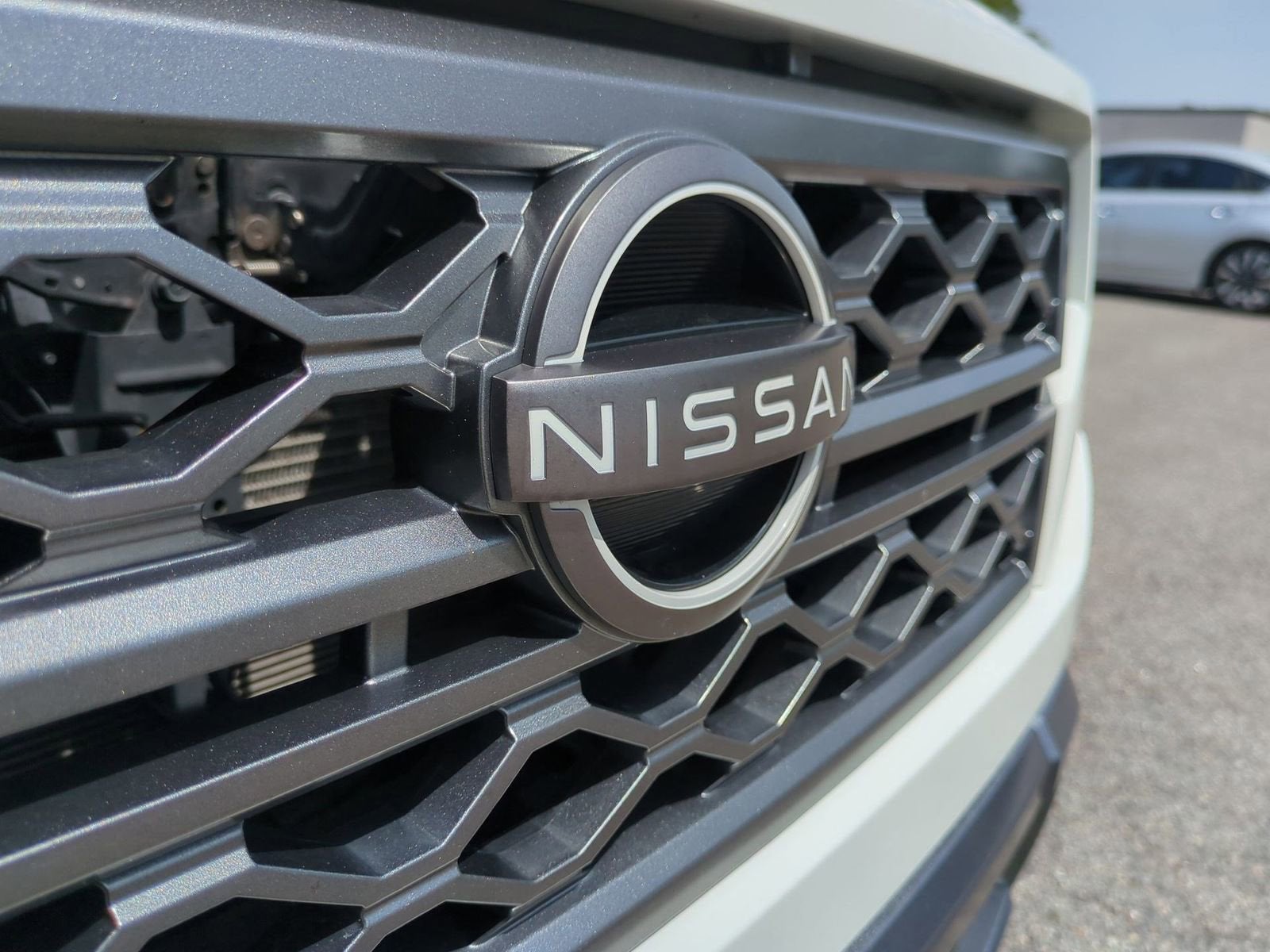 2022 Nissan Frontier Crew Cab SV 4x2